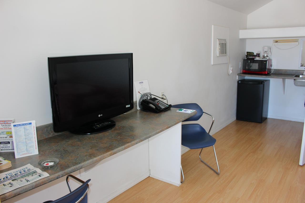 Welcome Inn Swan Hills Luaran gambar